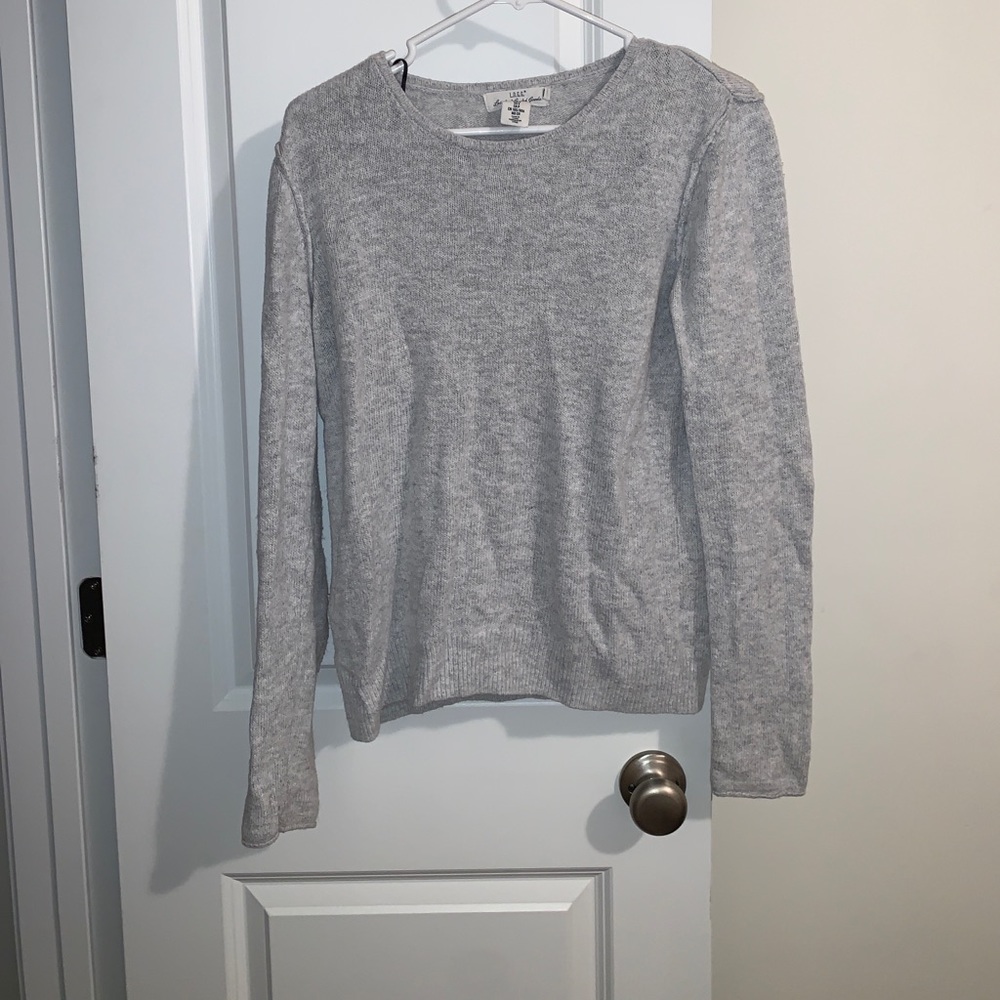 FOREVER 21 SWEATER